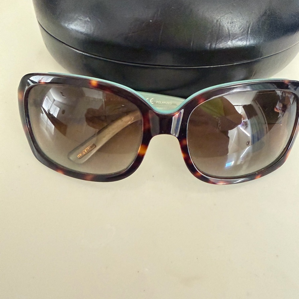 Tortoiseshell Women's Polarized Sunglasses